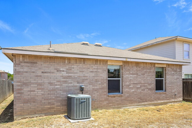 Building Photo - 9638 Sandflat Pass