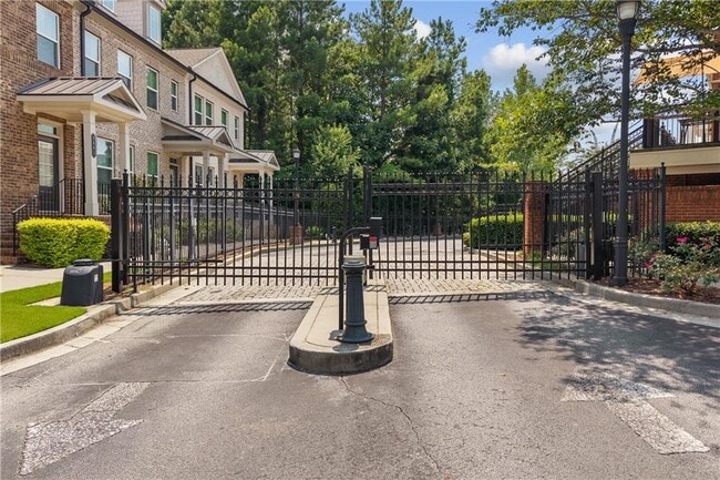 Building Photo - 22 Buford Village Walk