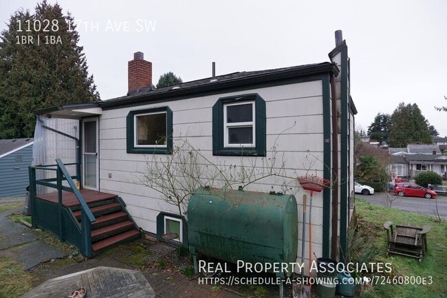 Building Photo - 11028 17th Ave SW