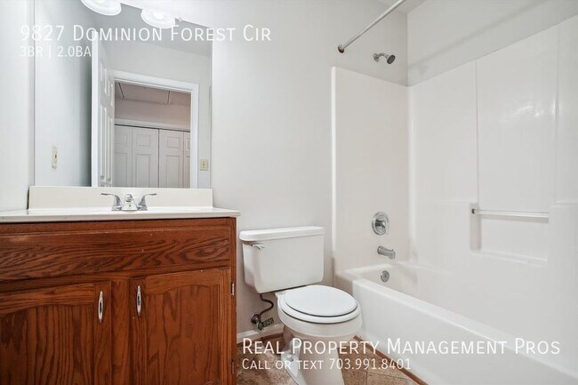 Building Photo - 9827 Dominion Forest Cir