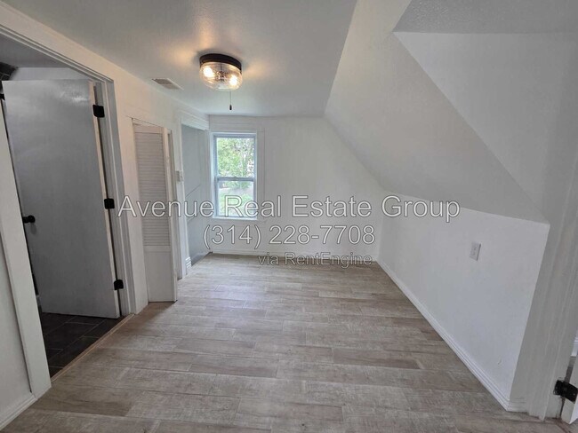Building Photo - 7721 W Ranken Ave