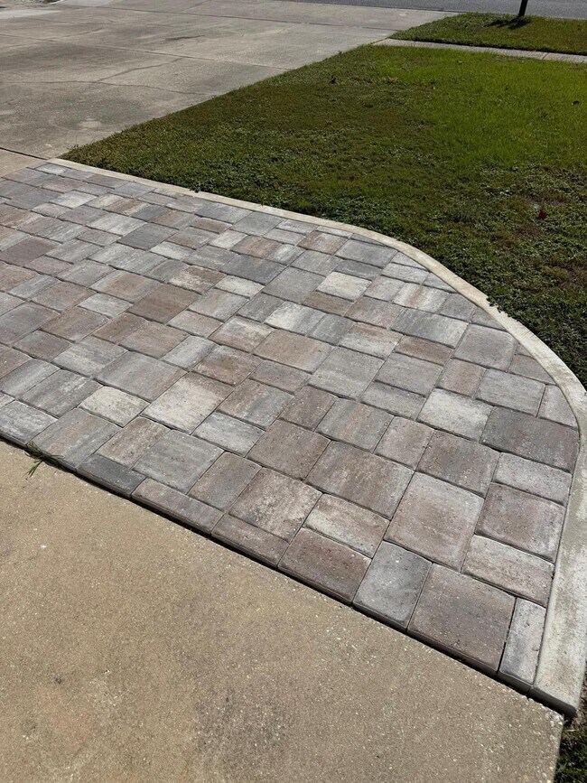 Building Photo - 38 Ruby Cir