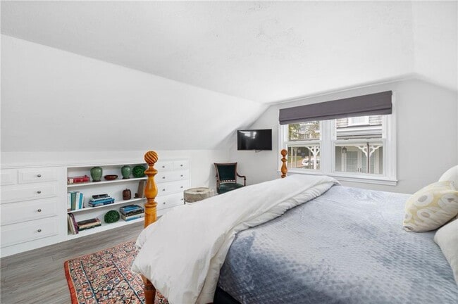 Building Photo - 6 Cliff Ter