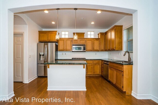 Building Photo - 3 br, 2.5 bath House - 2664 Escala Circle