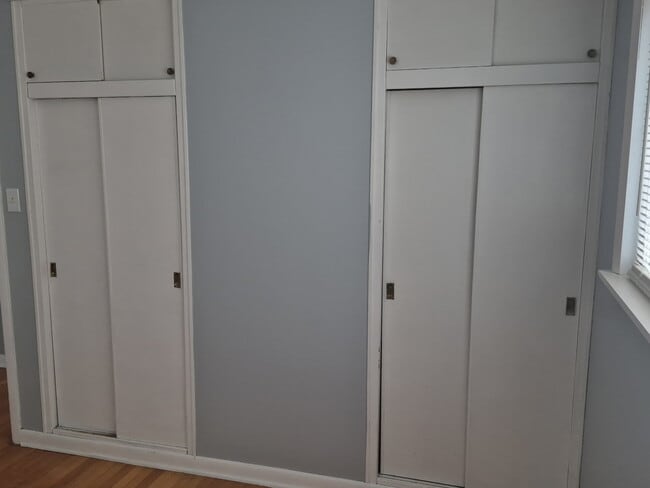 Building Photo - 9352 Bellefontaine Rd