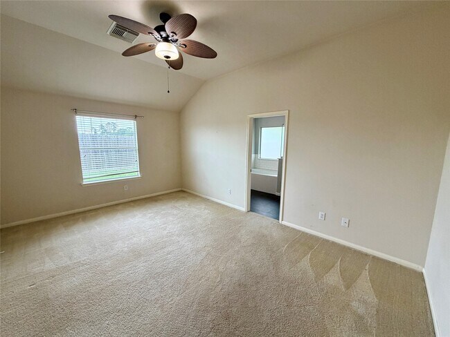 Building Photo - 25206 Barmby Dr