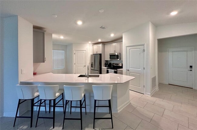 Building Photo - 5692 Stephens Rd