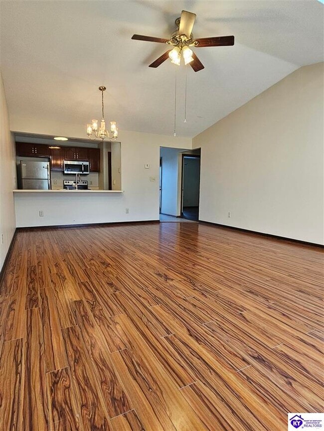Building Photo - 508 Independence Ct