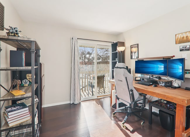 Building Photo - 1374 Cunat Ct