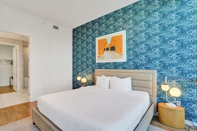 Building Photo - 1220 17th St