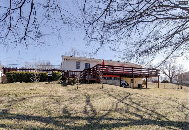 Building Photo - Charming 2 Bedroom Rental Home in Nashville with 1500 Sq Ft - Must See!
