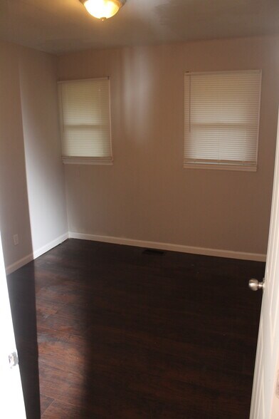 Building Photo - 756 Sunset Blvd SW