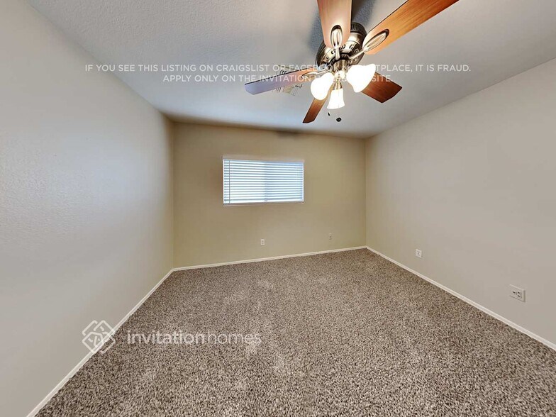Building Photo - 3032 W Desert Vista Trail