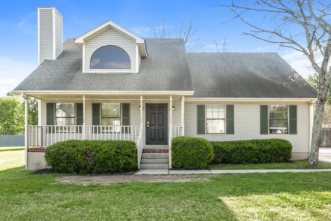 Building Photo - 312 Pine Ridge Ln
