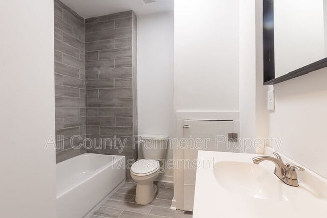 Building Photo - 243 Timber Creek Ln SW