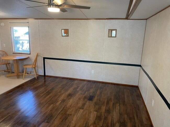 Building Photo - 51 Carroll Cir