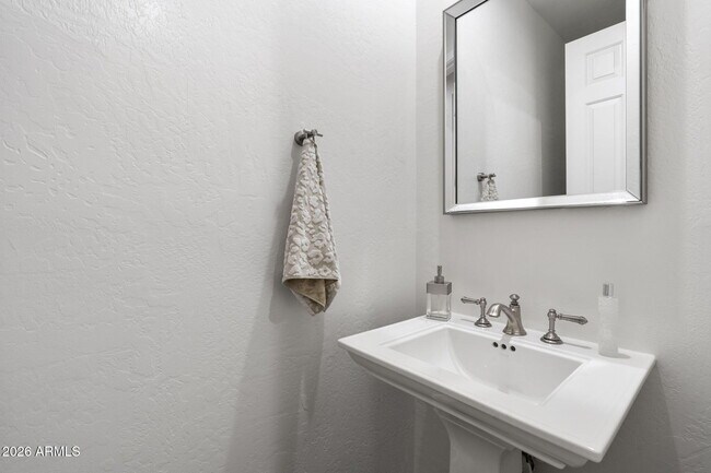 Building Photo - 8267 E Angel Spirit Dr