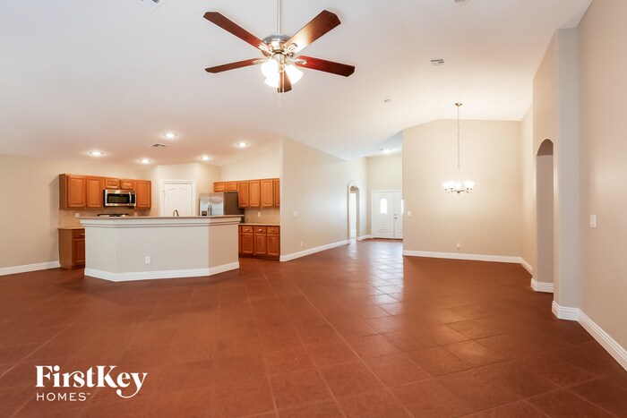Building Photo - 6236 Little Elm St