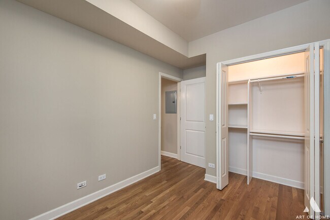 Building Photo - 3709 N Kenneth Ave