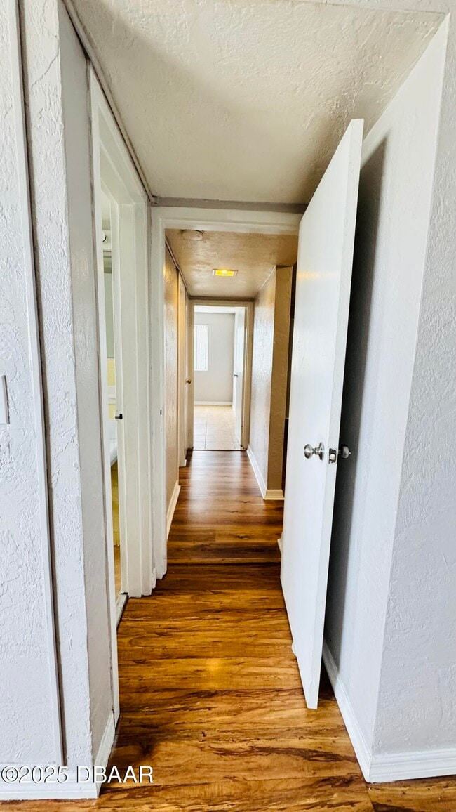 Building Photo - 732 N Halifax Ave