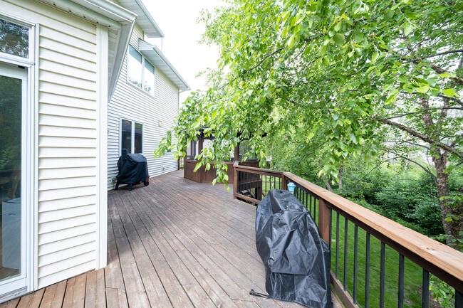 Building Photo - 4750 Merrimac Ct N