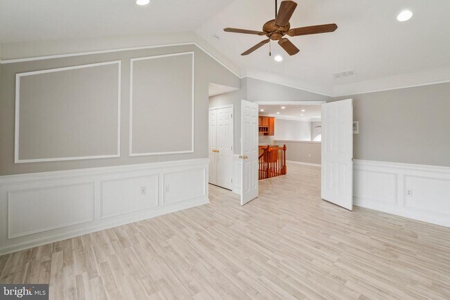 Building Photo - 149 Westbrook Dr