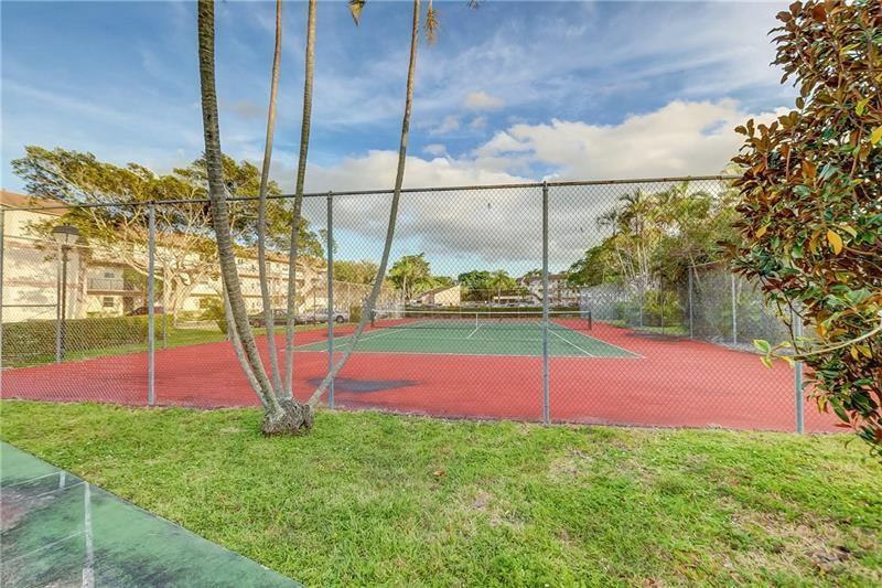 Building Photo - 8301 Sands Point Blvd