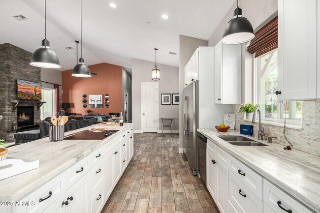 Building Photo - 4227 N 68th St