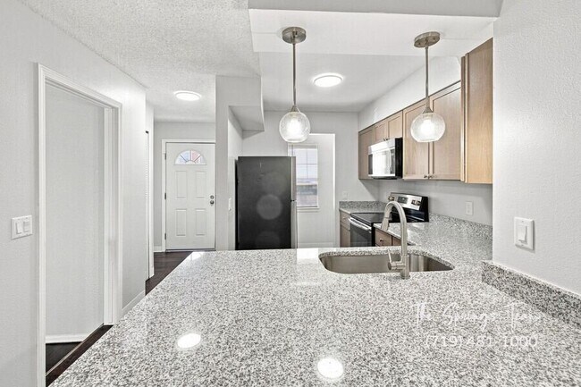 Building Photo - 4184 Charleston Dr