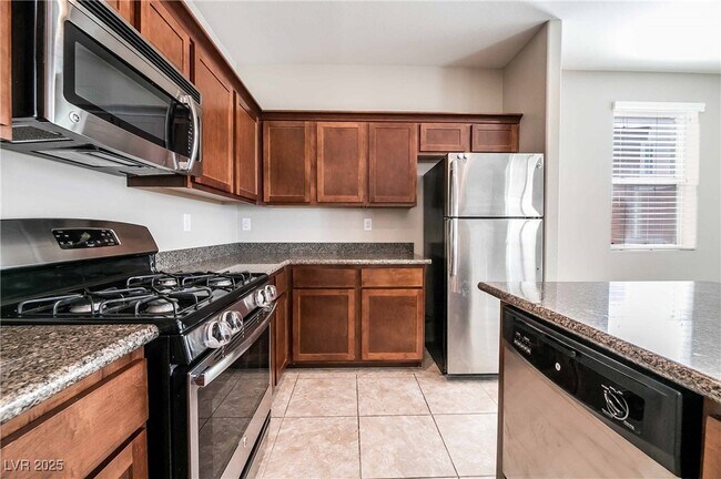 Building Photo - 6303 Solomon Spring Way