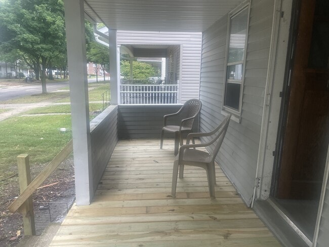 Building Photo - 1353 Grant St