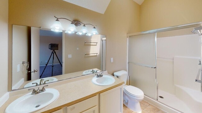 Building Photo - Tigard, Morning Hill - Summer Lake Neighborhood / Recently Updated, Pet Friendly