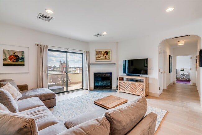 Building Photo - 75 Liberty Ave