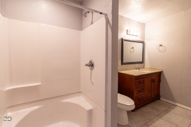 Building Photo - 6745 Southwest Pkwy