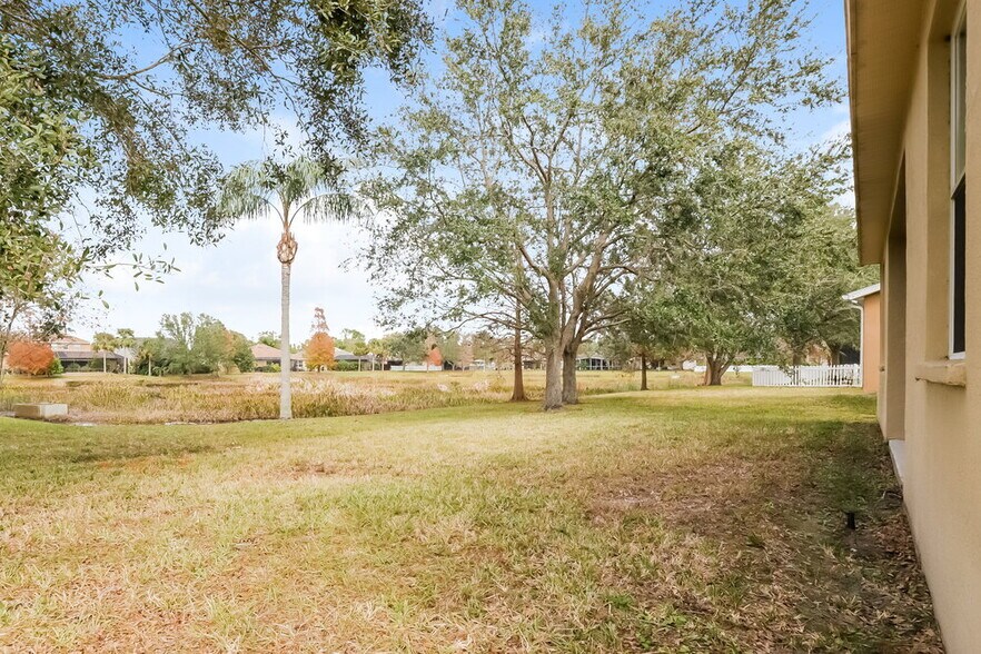 Building Photo - 11719 Summer Springs Dr