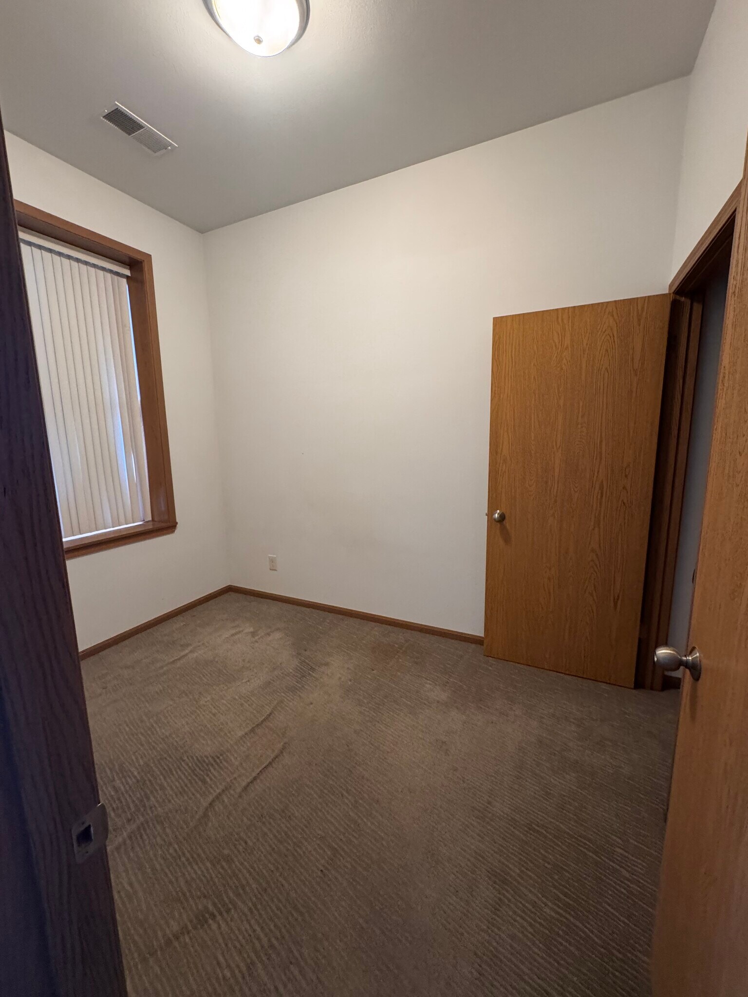 3rd Bedroom - 123 E 3rd St