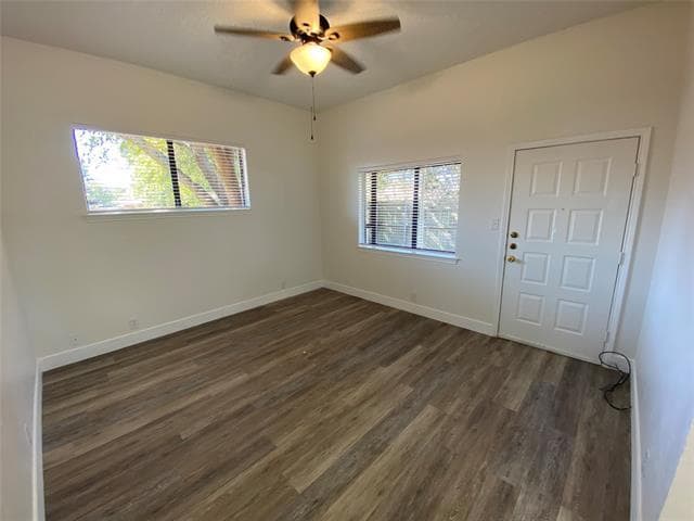 Building Photo - 109 Misty Ct