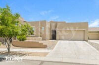 Building Photo - 10704 E Sanctuary Ridge Ln