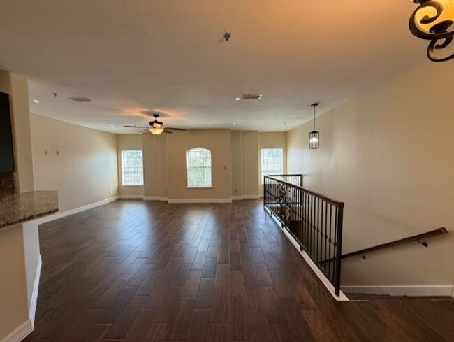 Building Photo - 8216 Casa Verde Rd