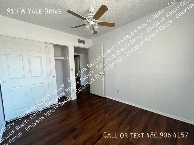 Building Photo - 910 W Yale Dr