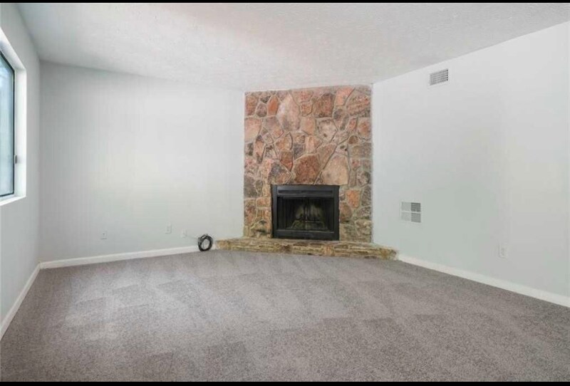 Building Photo - 1281 Sugarwood Ln