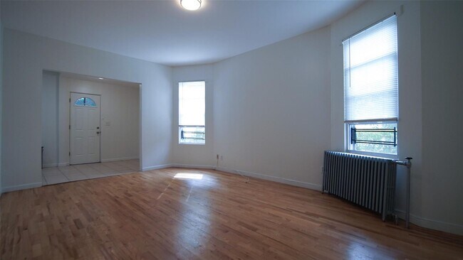 Building Photo - 174 Beechwood Ave