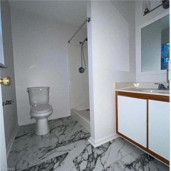 Building Photo - 1116 Raleigh Ct