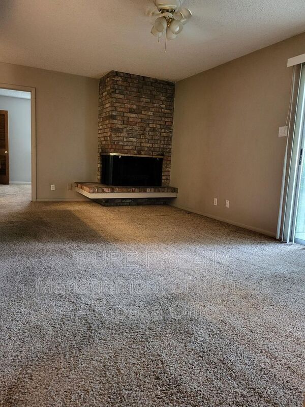 Building Photo - 3323 SW Arrowhead Rd