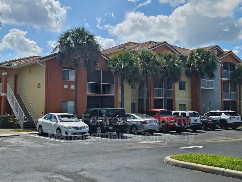 Building Photo - 6360 Aragon Way