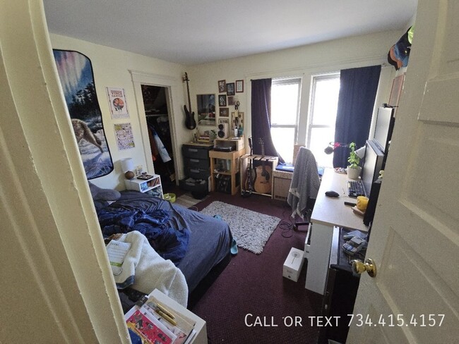 Building Photo - 502 Benjamin St