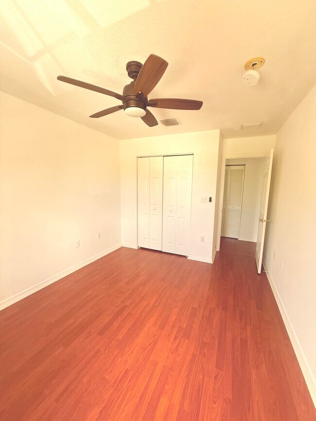 Building Photo - 4534 SW 127th Terrace