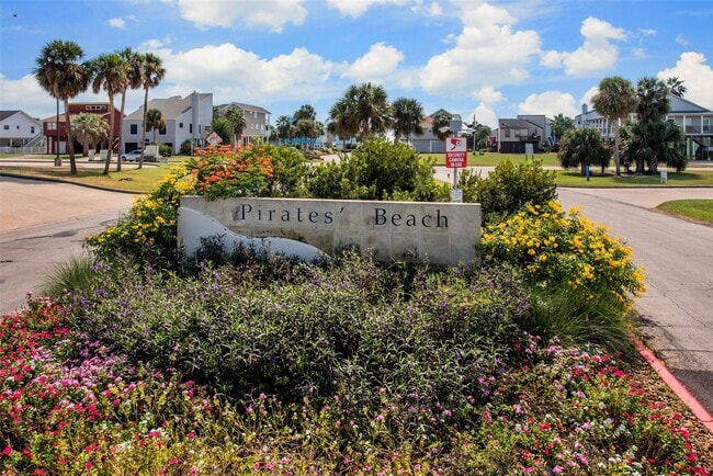 Building Photo - 103 Jean Lafitte Cove