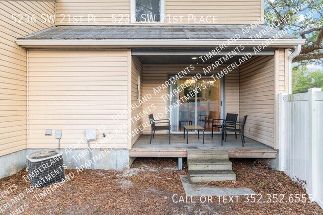 Building Photo - 5236 SW 21st Pl
