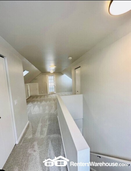 Building Photo - 5109 Windsor Ave